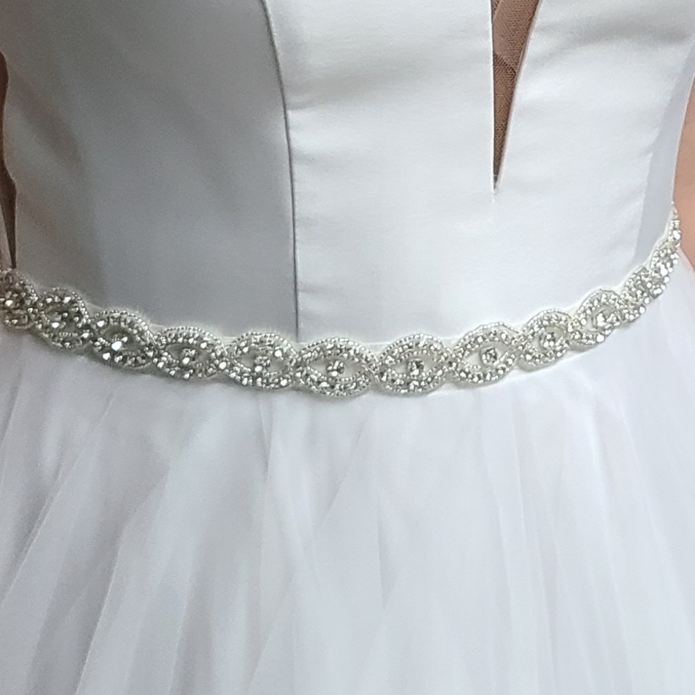 Stella York Wedding dress 6581. Size 12, altered closer to a size 10. - Picture 6 of 6